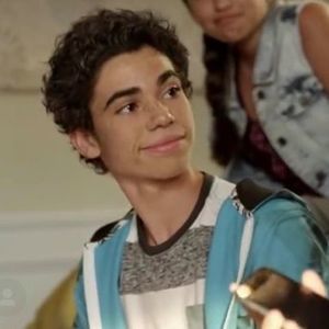 Meet your Posher, Derek